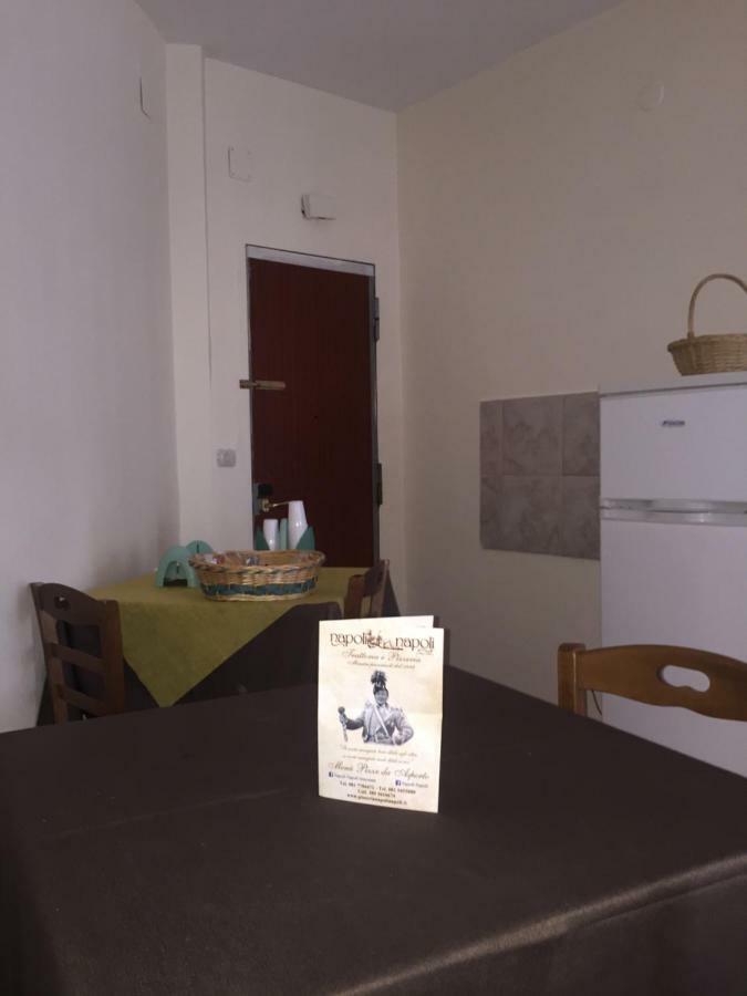 B&B Napoli Napoli מראה חיצוני תמונה